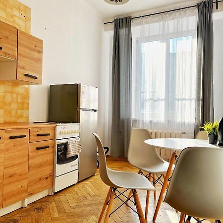 Nice Room In City Centre Krasków Eksteriør bilde